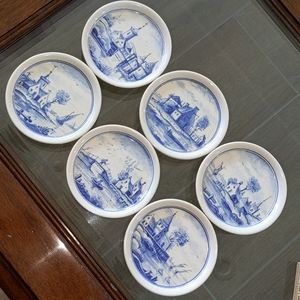 Delfts Hand painted little plates - set of 6
